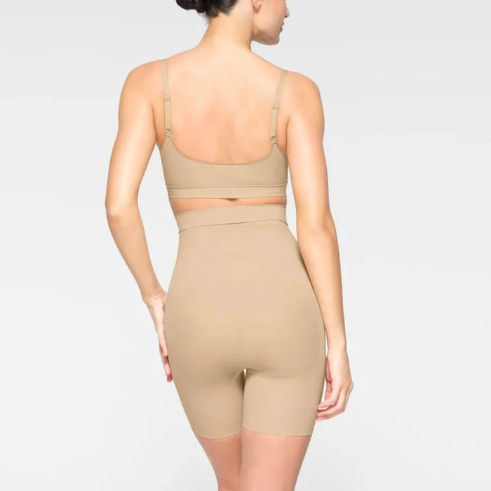 Seamless And Lightweight Shaping Shorts